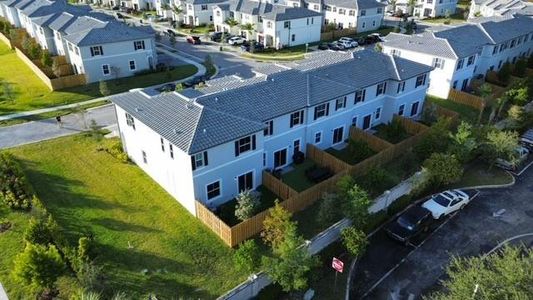 New construction Townhouse house 4611 Nw 118, Coral Springs, FL 33076 Rose- photo 0