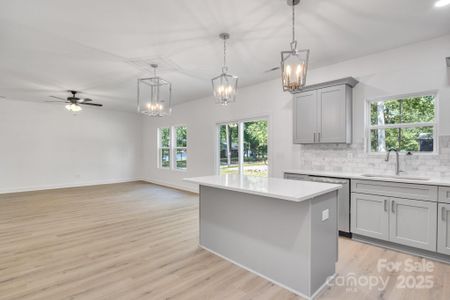 New construction Single-Family house 201 Henderson Cir, Harrisburg, NC 28075 plan Willow  - image 10