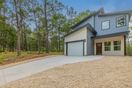 New construction Single-Family house 157 Wainee Dr, Bastrop, TX 78602 - image