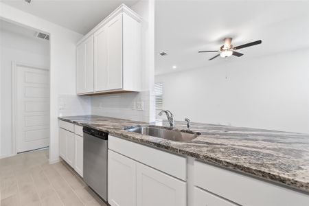 New construction Single-Family house 19550 Perissa Terrace Dr, Hockley, TX 77447 - image 13