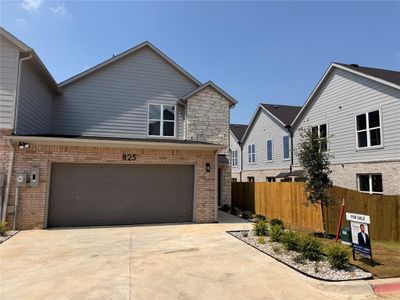 New construction Townhouse house 825 Premier Pkwy, Grand Prairie, TX 75051 - image