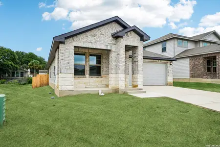 New construction Single-Family house 10259 King Robert Blank, San Antonio, TX 78239 - image