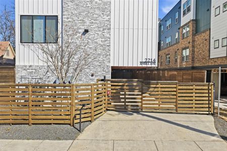 New construction Townhouse house 2214 Annex Ave, Unit 105, Dallas, TX 75204 - image