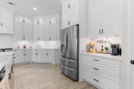 New construction Single-Family house 311 Bentwood Ct, Montgomery, TX 77356 - image 7