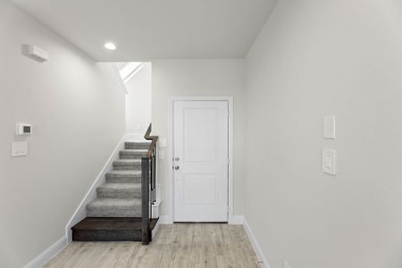 New construction Townhouse house 670 Sandiford Ct, Mansfield, TX 76063 plan Athens - image 5