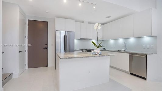 New construction Condo house 3034 Oak Ave, Unit TH-2, Miami, FL 33133 - image 12