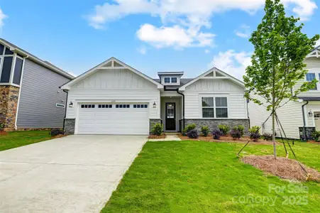 New construction Single-Family house 2814 Westmont Dr, Gastonia, NC 28052 plan Dayton - image