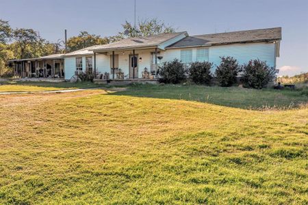 New construction Single-Family house 511 Salt Creek Rd, Springtown, TX 76082 - image