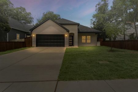 New construction Single-Family house 2319 Roosevelt Ave, Fort Worth, TX 76164 null- photo 0