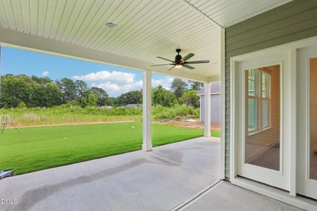 New construction Single-Family house 549 Hipwood Dr, Zebulon, NC 27597 plan Pendleton - image