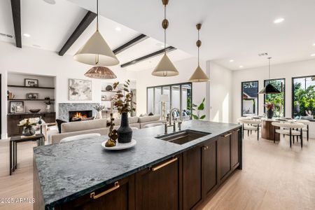 New construction Single-Family house 5739 E Calle Del Paisano, Phoenix, AZ 85018 - image 15