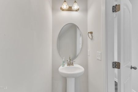 New construction Single-Family house 252 Olde Place Dr, Zebulon, NC 27597 null- photo 7 7