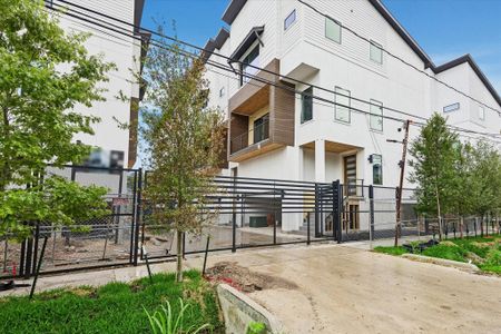 New construction Single-Family house 1034 W 17Th St, Unit A, Houston, TX 77008 - image