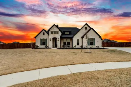 New construction Single-Family house 101 Grey Wolf Ct, Godley, TX 76044 - image