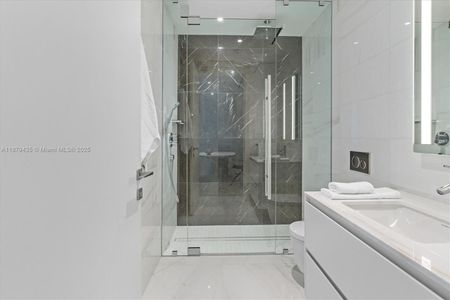 New construction Condo house 300 Biscayne Blvd Wy, Unit 2205, Miami, FL 33131 - image 10