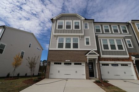 New construction Townhouse house 10025 Secluded Garden Dr, Apex, NC 27523 plan Buckingham - image