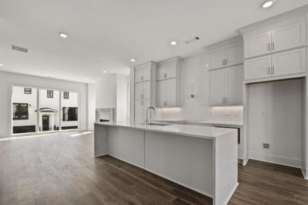 New construction Townhouse house 3667 Peachtree Road Ne, Unit 13, Atlanta, GA 30319 - photo 5 5