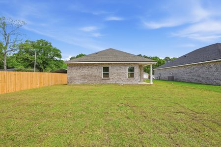 New construction Single-Family house 2830 Blackbird Ct, Crestview, FL 32536 plan Franklin - image 3
