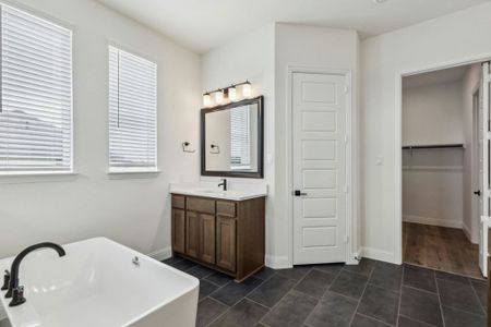 New construction Single-Family house 301 Hollingsworth Ln, Glenn Heights, TX 75154 plan Harris - image 12