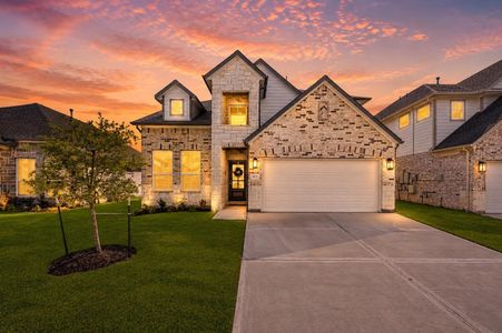 New construction Single-Family house 11822 Maple Oak Dr, Houston, TX 77066 plan 254 - image