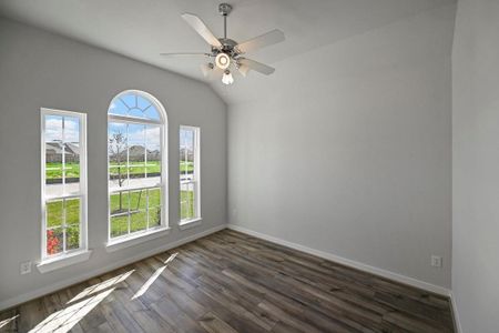 New construction Single-Family house 3020 Myrtle Sunset Dr, Katy, TX 77493 plan The Aintree - image 12