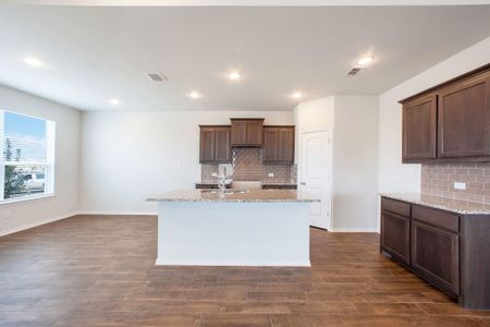 New construction Single-Family house 3904 Hometown Blvd, Heartland, TX 75126 plan Wesley - image 5