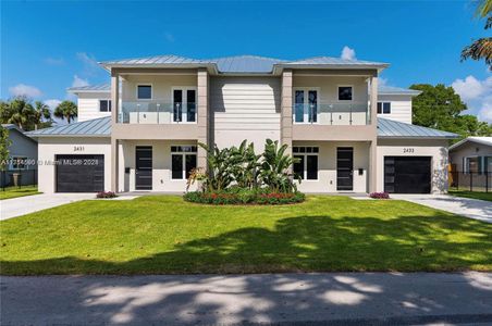 New construction Single-Family house 2431 Ne 20Th Ave, Lighthouse Point, FL 33064 - photo 0