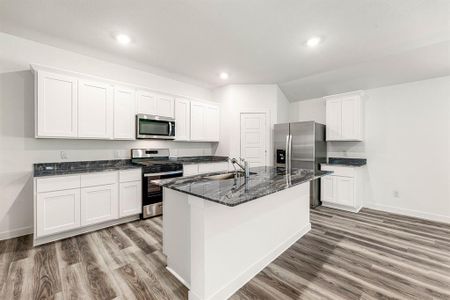 New construction Single-Family house 1121 Grey Heron Dr, Texas City, TX 77590 Gaven- photo 6 6