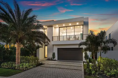 New construction Single-Family house 721 Lake Ave N, Delray Beach, FL 33483 - image