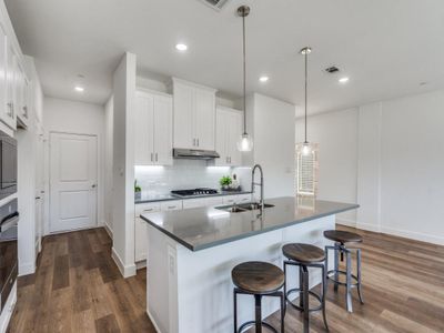 New construction Townhouse house 5621 Woodlands Dr, The Colony, TX 75056 null- photo 10 10