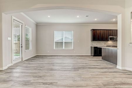 New construction Single-Family house 1606 Friendship Park Cir, Seabrook, TX 77586 plan El Lago - image 2