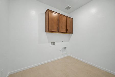 New construction Single-Family house 20654 N 225Th Dr, Surprise, AZ 85387 plan 4003 - image 12