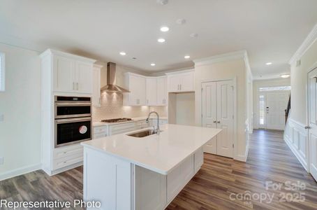 New construction Single-Family house 2024 Embassy Ct, Unit 49, Charlotte, NC 28215 Cypress- photo 2 2