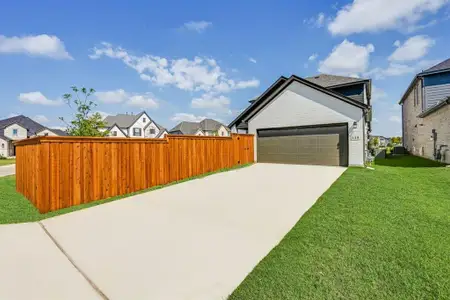 New construction Single-Family house 128 N Sky Dr, Celina, TX 75009 plan Tartini - image