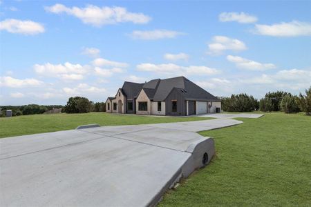 New construction Single-Family house 7103 Heathington Ct, Granbury, TX 76049 Cape May Signature Series- photo 6 6
