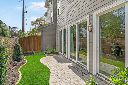 New construction Single-Family house 411 Kinley Oaks Dr, Houston, TX 77079 plan The Bellomy - image