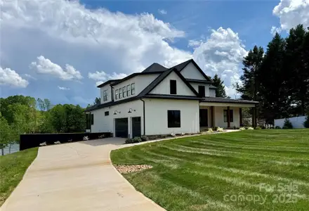 New construction Single-Family house 110 Emmaline Ct, Troutman, NC 28166 - image
