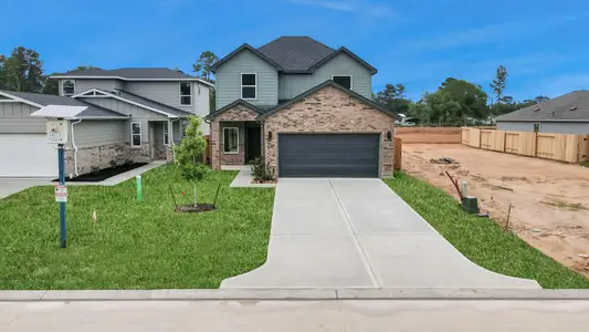 New construction Single-Family house 18745 Loom Dr, Montgomery, TX 77306 plan Holly - image
