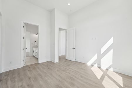 New construction Single-Family house 116 Mitchell Creek Dr, Horseshoe Bay, TX 78657 null- photo 25 25