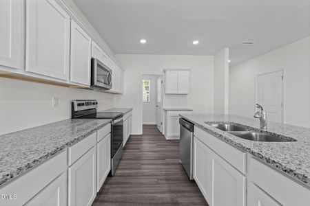 New construction Single-Family house 2561 Quarry Rd, Rolesville, NC 27571 plan Splendor - image 6