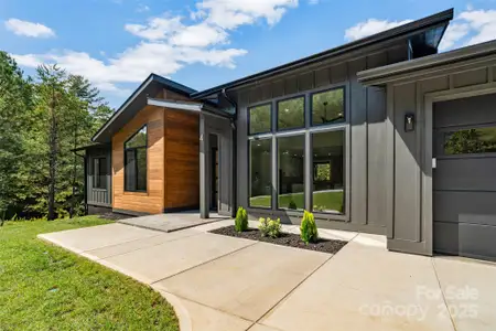 New construction Single-Family house 4 Tremorra Trl, Unit 17, Leicester, NC 28748 - image