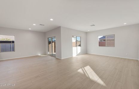 New construction Single-Family house 17819 W Encinas Ln, Goodyear, AZ 85338 Cantania- photo 13 13