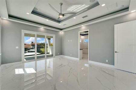 New construction Single-Family house 548 Estuary Shore Lane, Apollo Beach, FL 33572 - photo 38 38