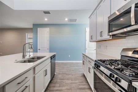 New construction Single-Family house 13614 Stevenson Ln, Odessa, FL 33556 null- photo 9 9