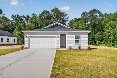 New construction Single-Family house 90 Muscovy Dr, Four Oaks, NC 27524 plan Retreat - image