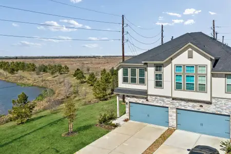 New construction Townhouse house 5403 Holly Haven Ct, Fulshear, TX 77441 - image