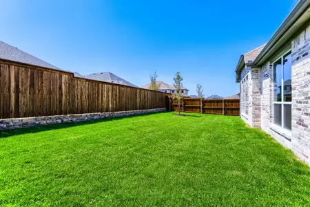 New construction Single-Family house 2617 Grinnel Dr, Celina, TX 75009 plan 1523 - image 4