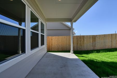 New construction Single-Family house 105 Beveridge Rd, Seguin, TX 78155 Sabrina Homeplan- photo 2 2