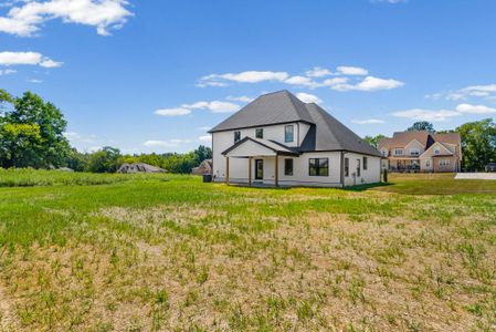 New construction Single-Family house 2108 Chivalry Wy, Clarksville, TN 37040 plan Stella - image 2