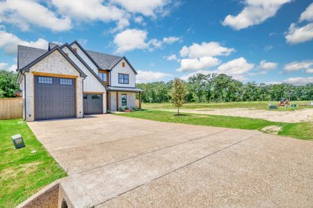 New construction Single-Family house 745 Lake Day Dr, Somerville, TX 77879 plan Reveille - image